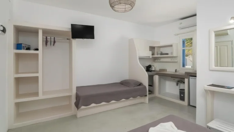 Triple room No 7 home